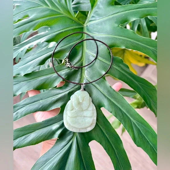 Serpentine Buddha Pendant with Cord – Healing & Spiritual Growth - Picture 2 of 7